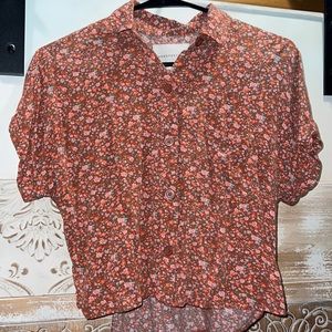 Cropped button up